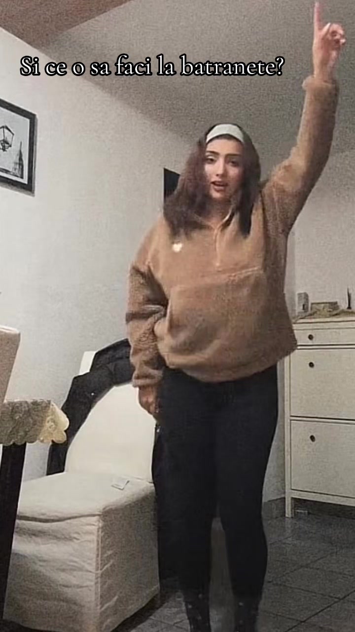 @Elena_Cipriana03