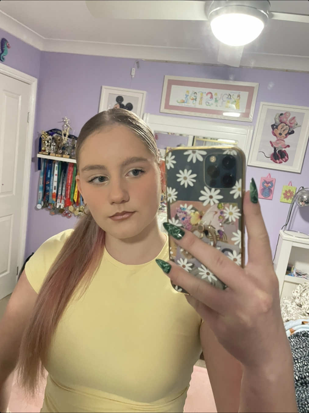 @Krystal_Jayde5