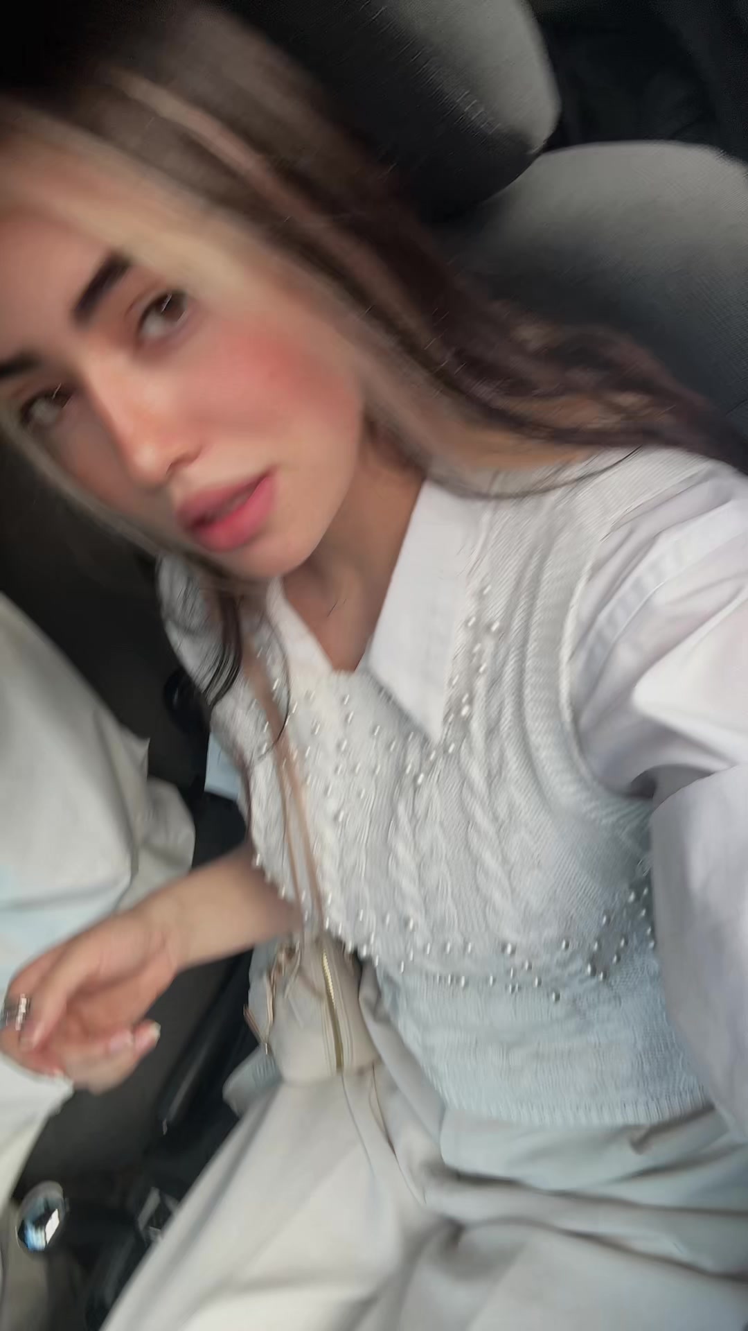 @Niayesh Khanian