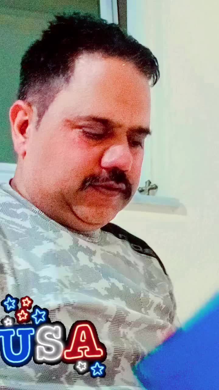 @,:",:"p;:r..e.:e.,;t#*🤟🤟