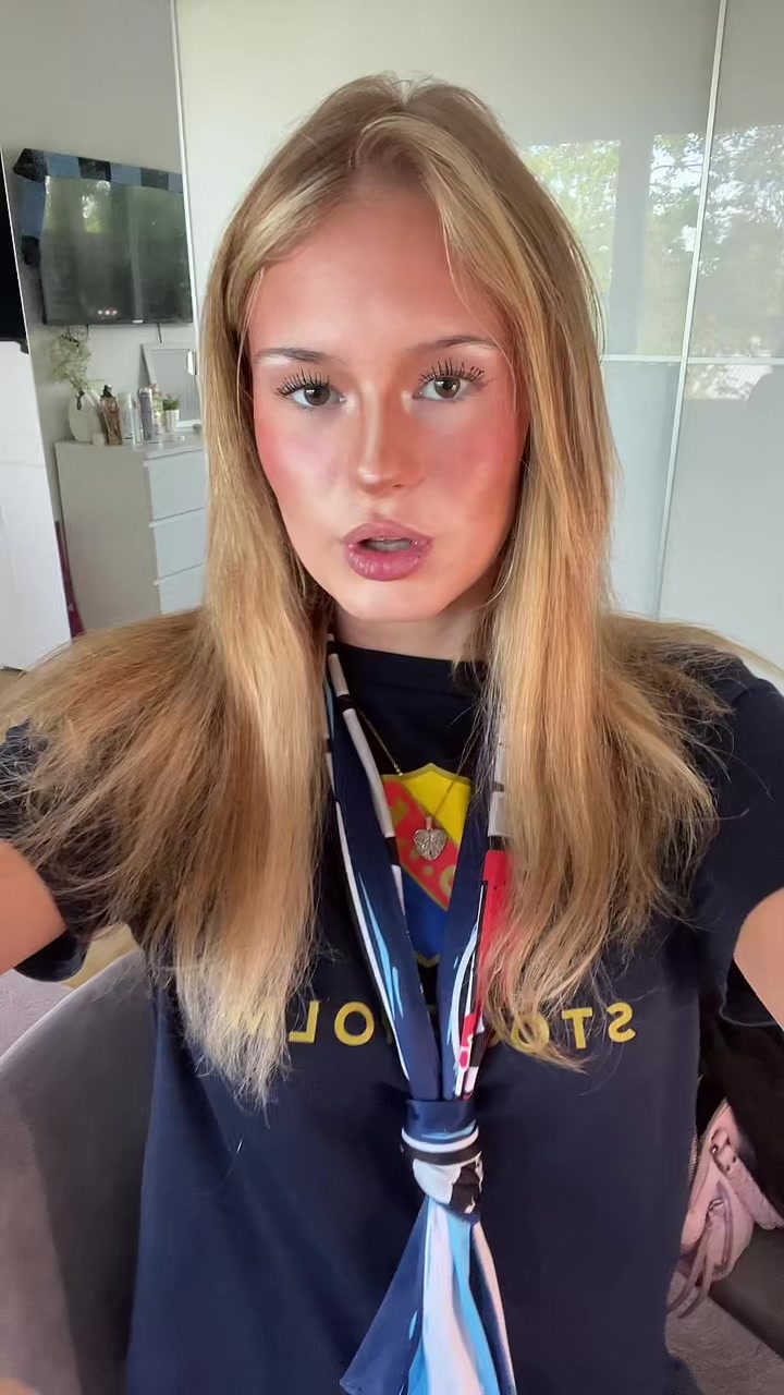 @EmmyblidSpam🍾