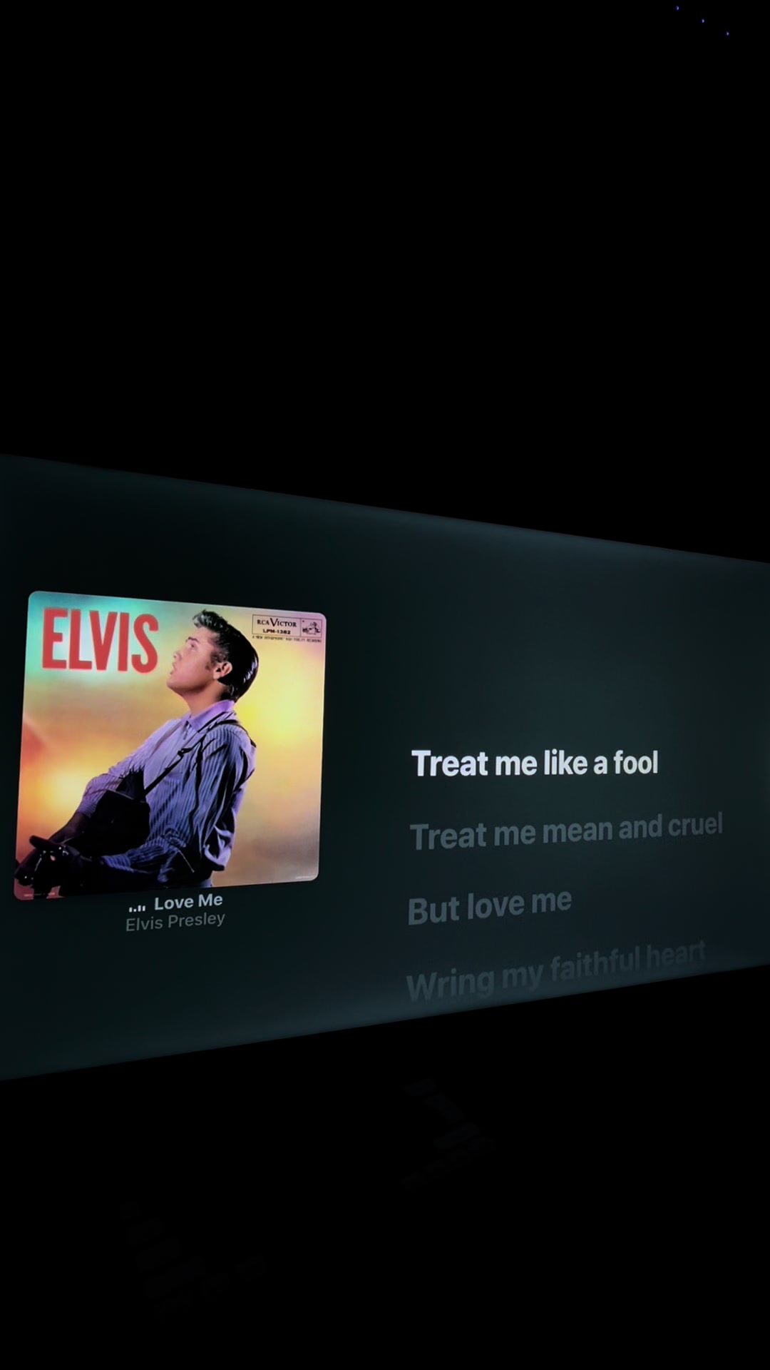 @🎧