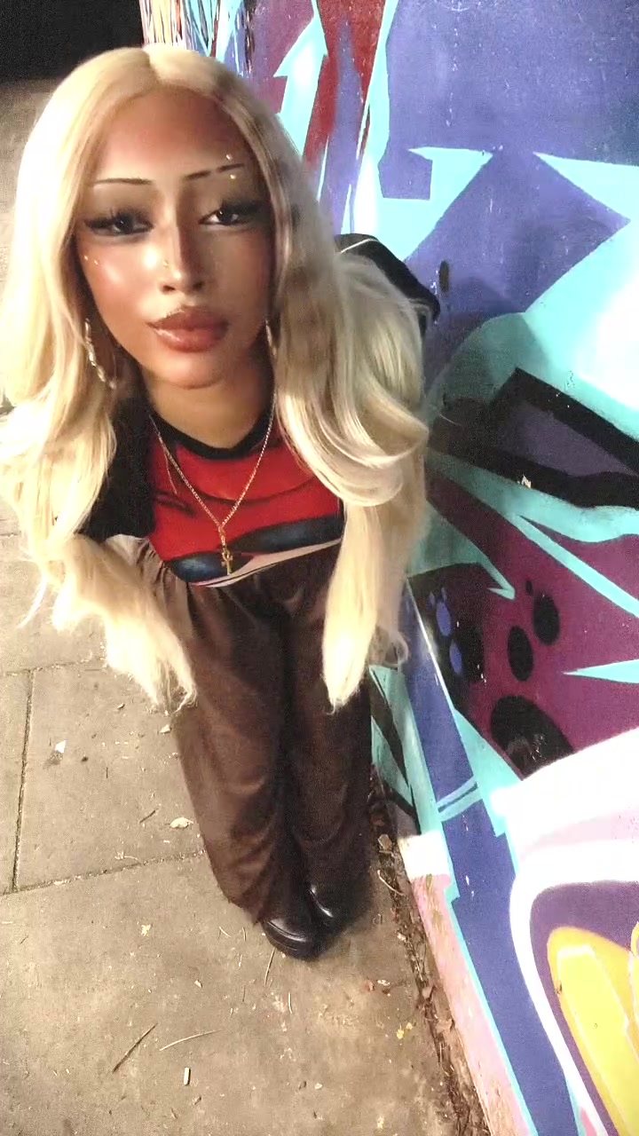 @𝐧𝐚𝐧𝐚