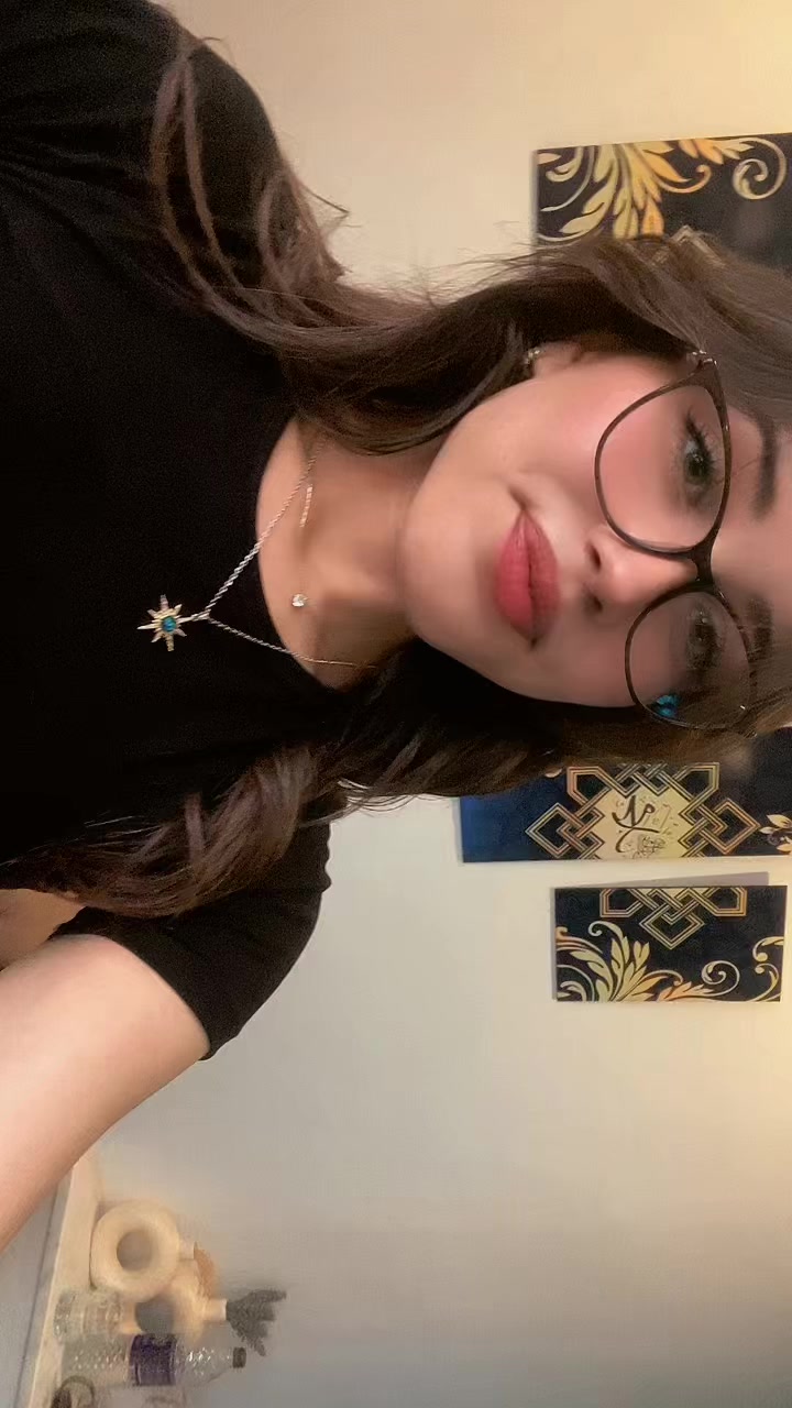 @🦋