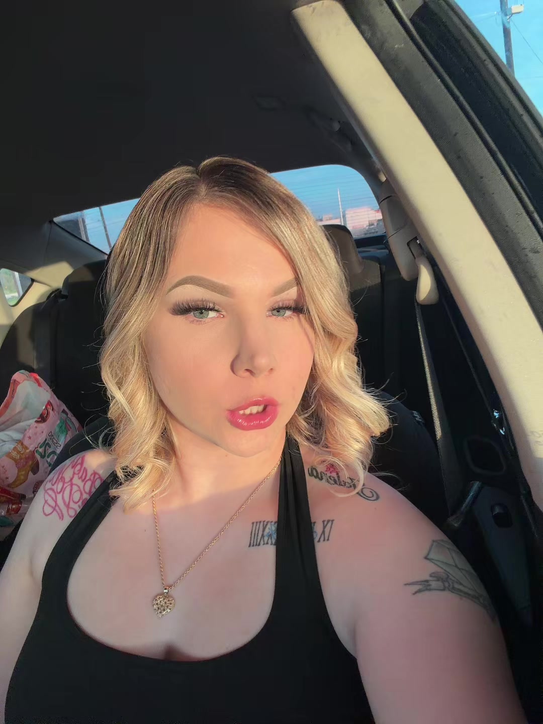 @okkchristinaaa