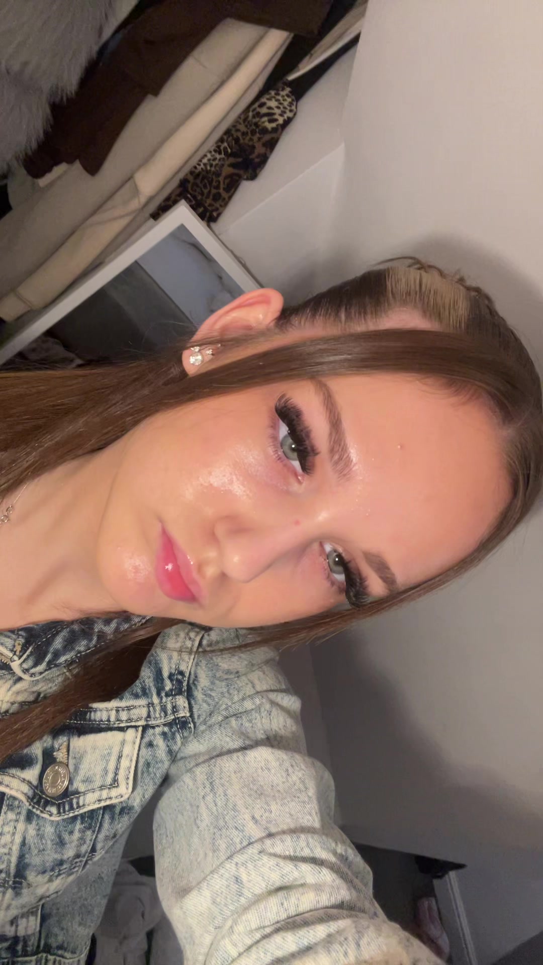 @ℐ𝓈ℴ𝒷ℯ𝓁ꨄ