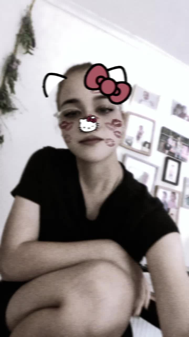 @Bailie(Mia's version)🖤❤️