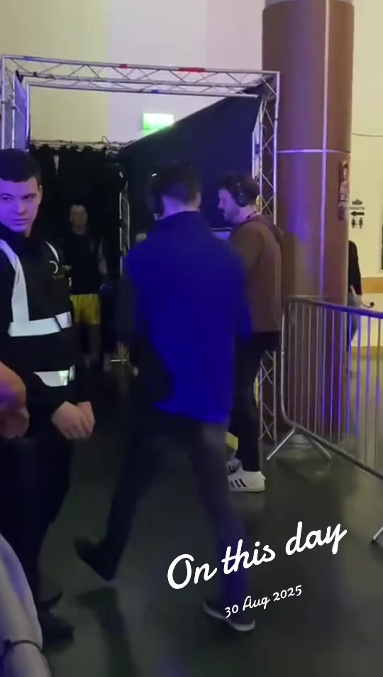 @chrishitmanhamilton
