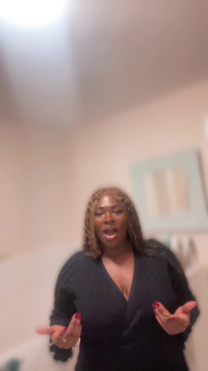 @Akosua_jenfua