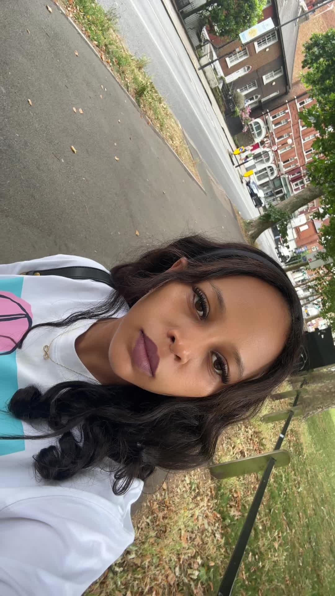 @ቤቲ🦋