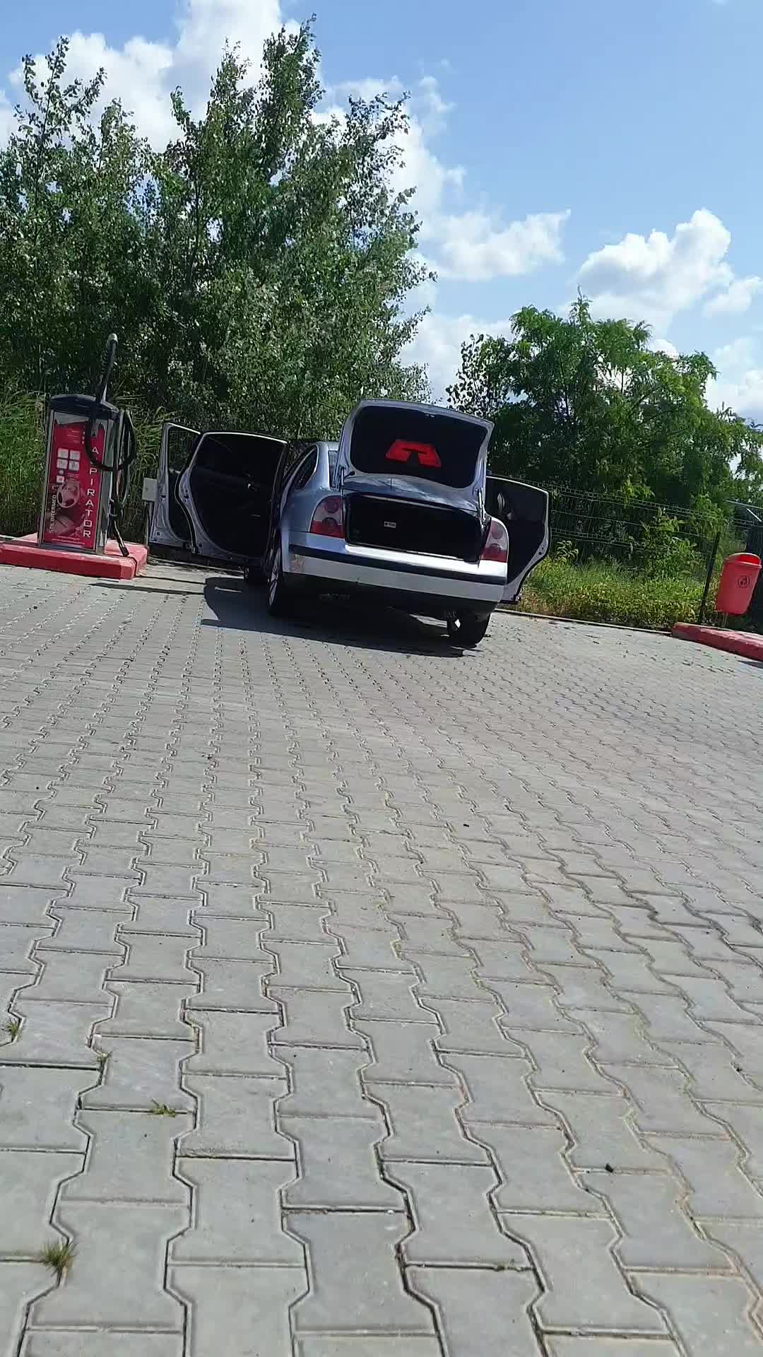 @Ionuț