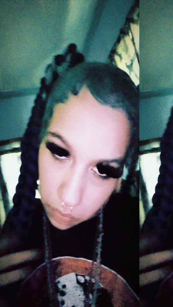 @🧿