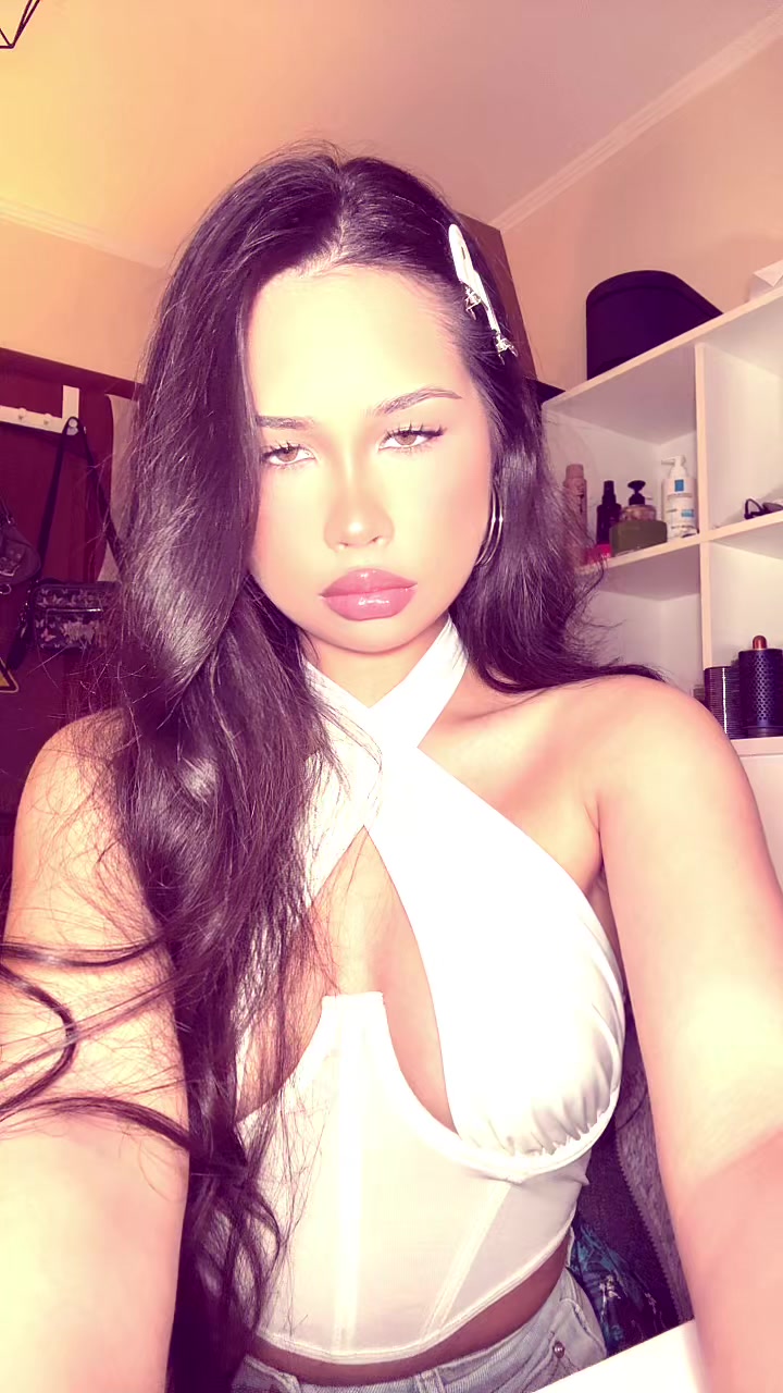 @LATÍFA