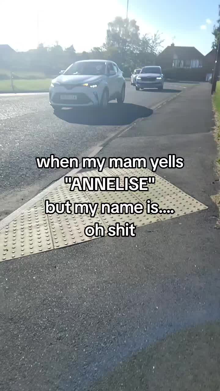 @Annelise