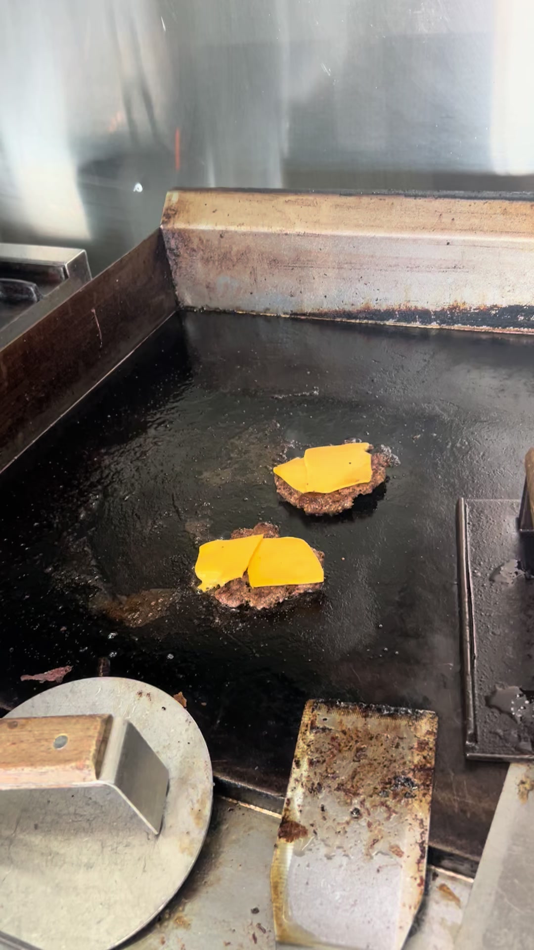 @What&rsquo;s Crackin Brunch Truck