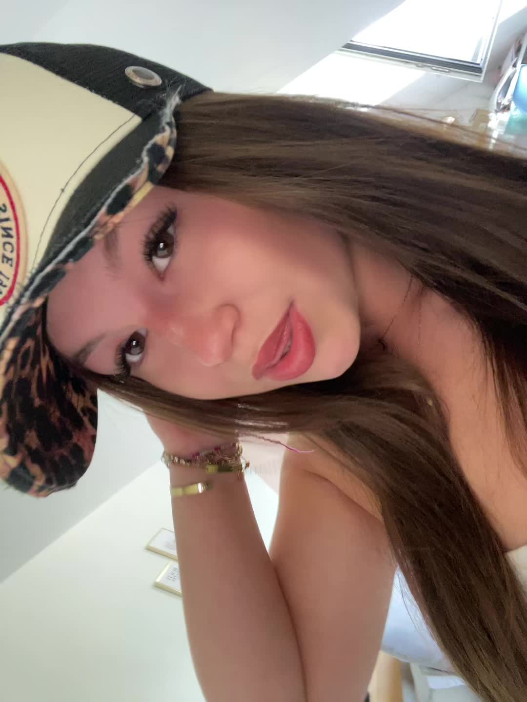 @𝒍𝒊𝒍𝒚-𝒋𝒂𝒅𝒆