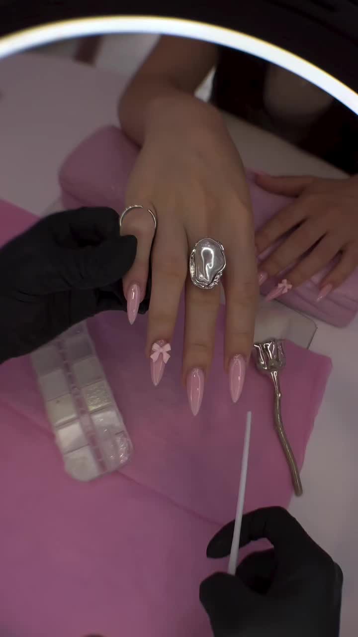 @Daily Nail Inspo Curated ✨️