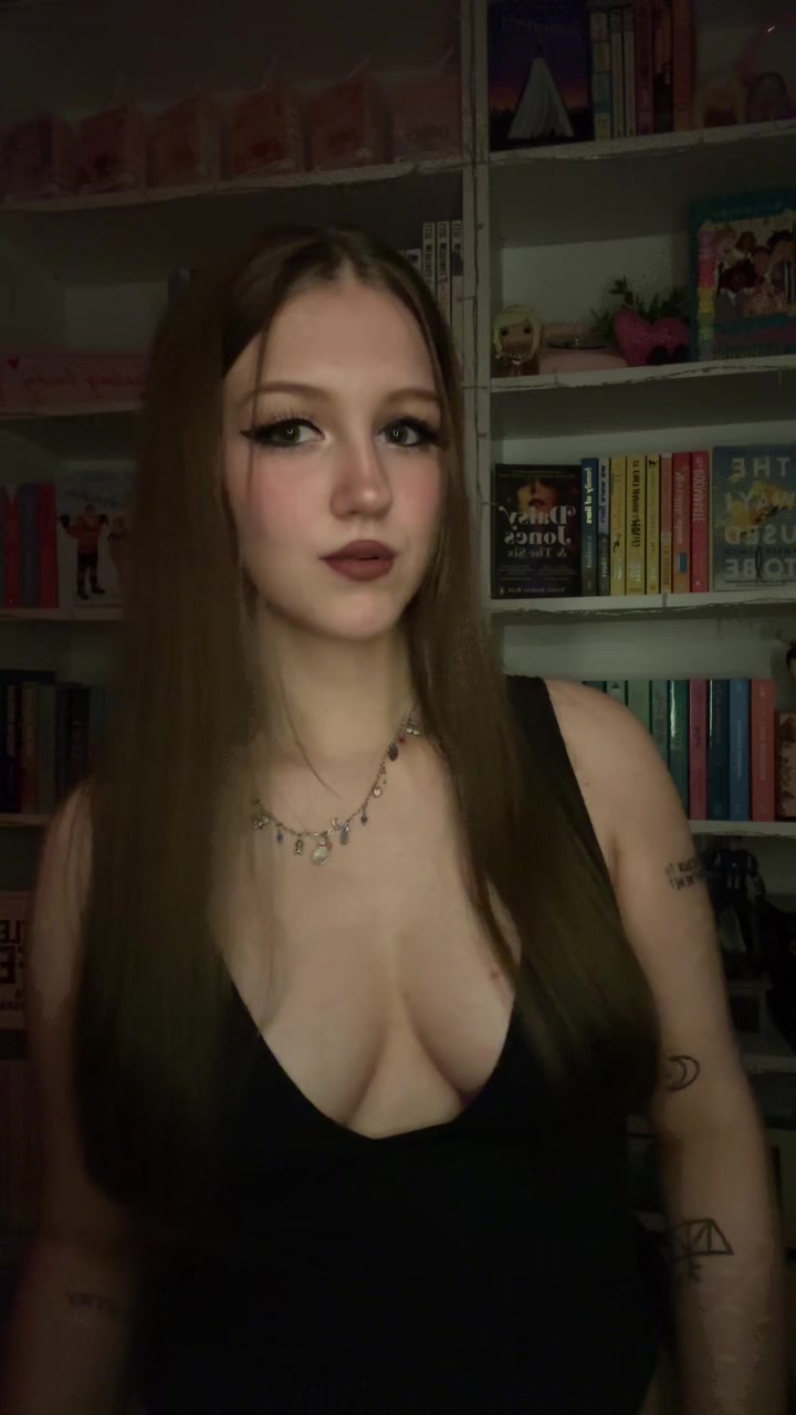 @Elle