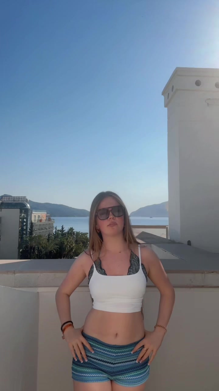 @Mazie-Rae