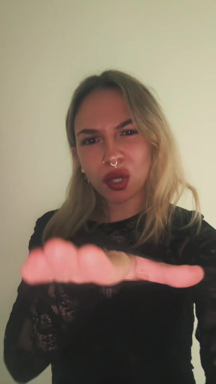 @Loririe