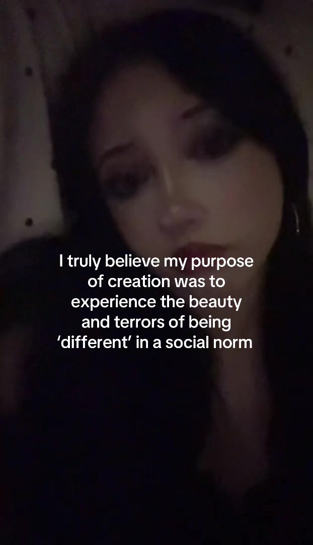 @𝖇𝖗𝖔𝖔𝖐𝖊🦇