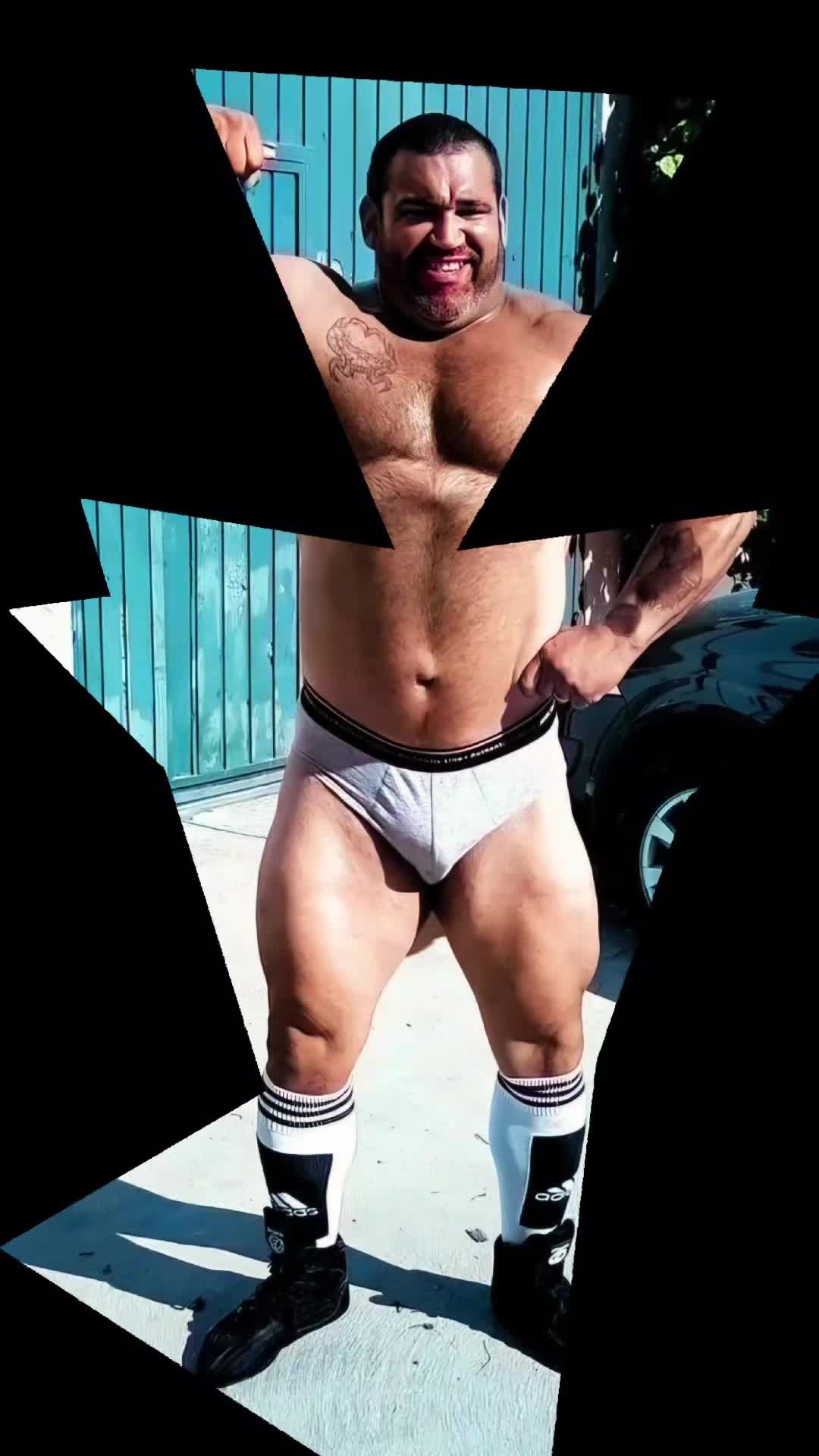 @M.M