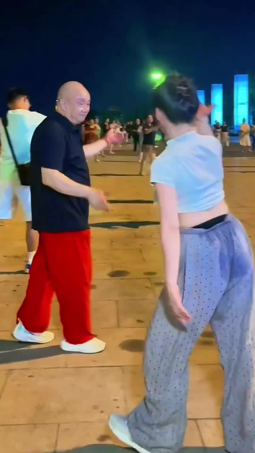 @modycan