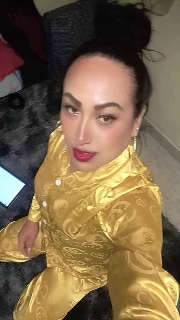 @Renatika