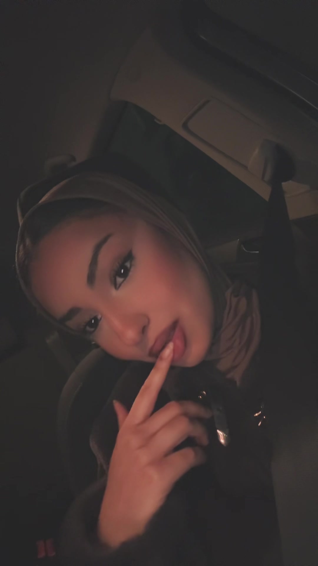 @bella.d05