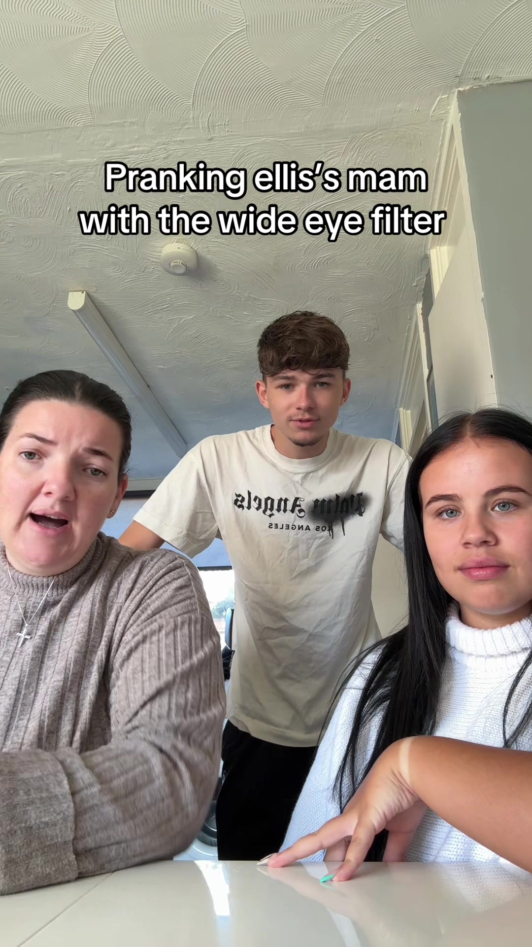 @Ellis & Mads Pranks