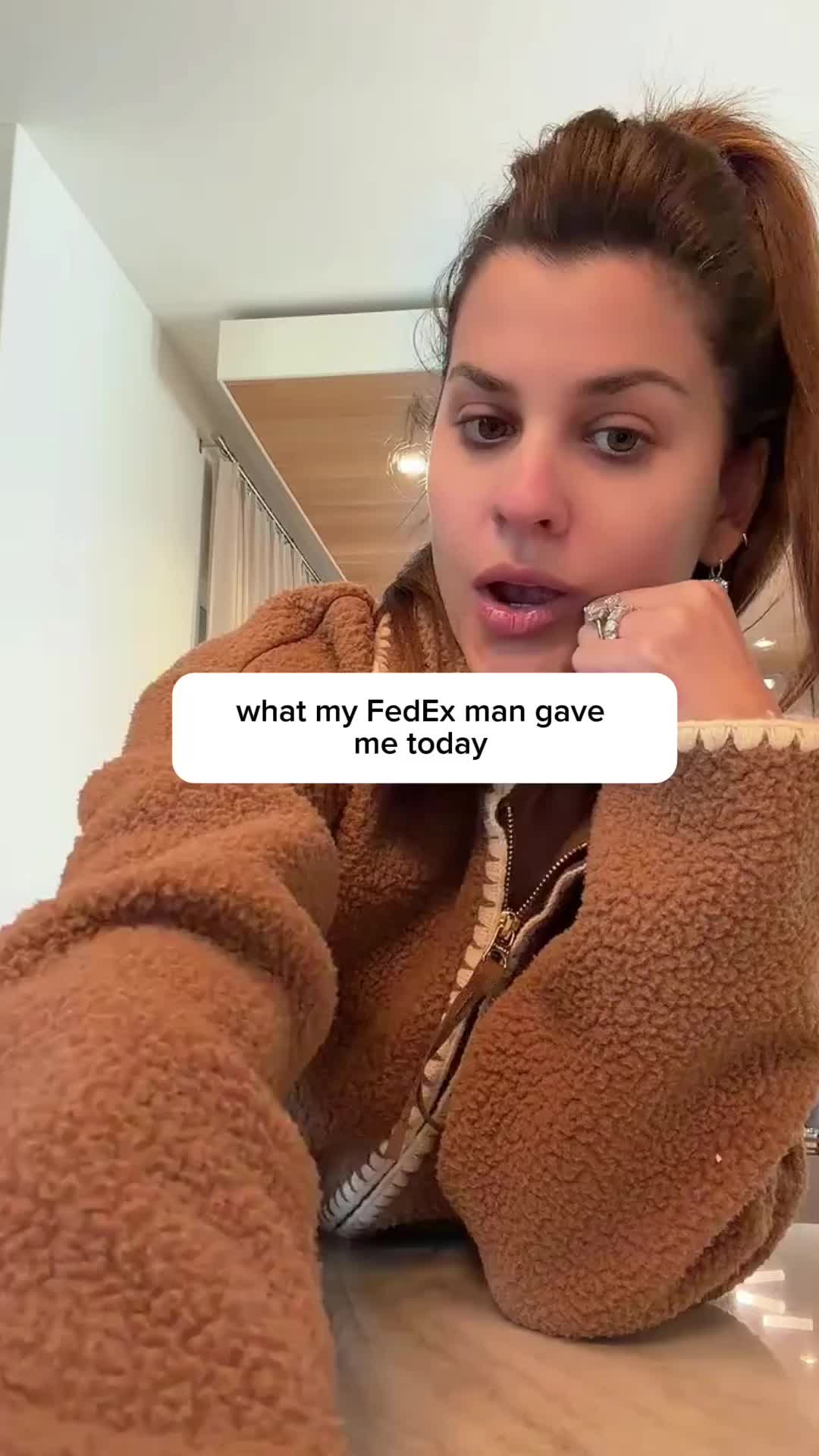 @elsiehoneys