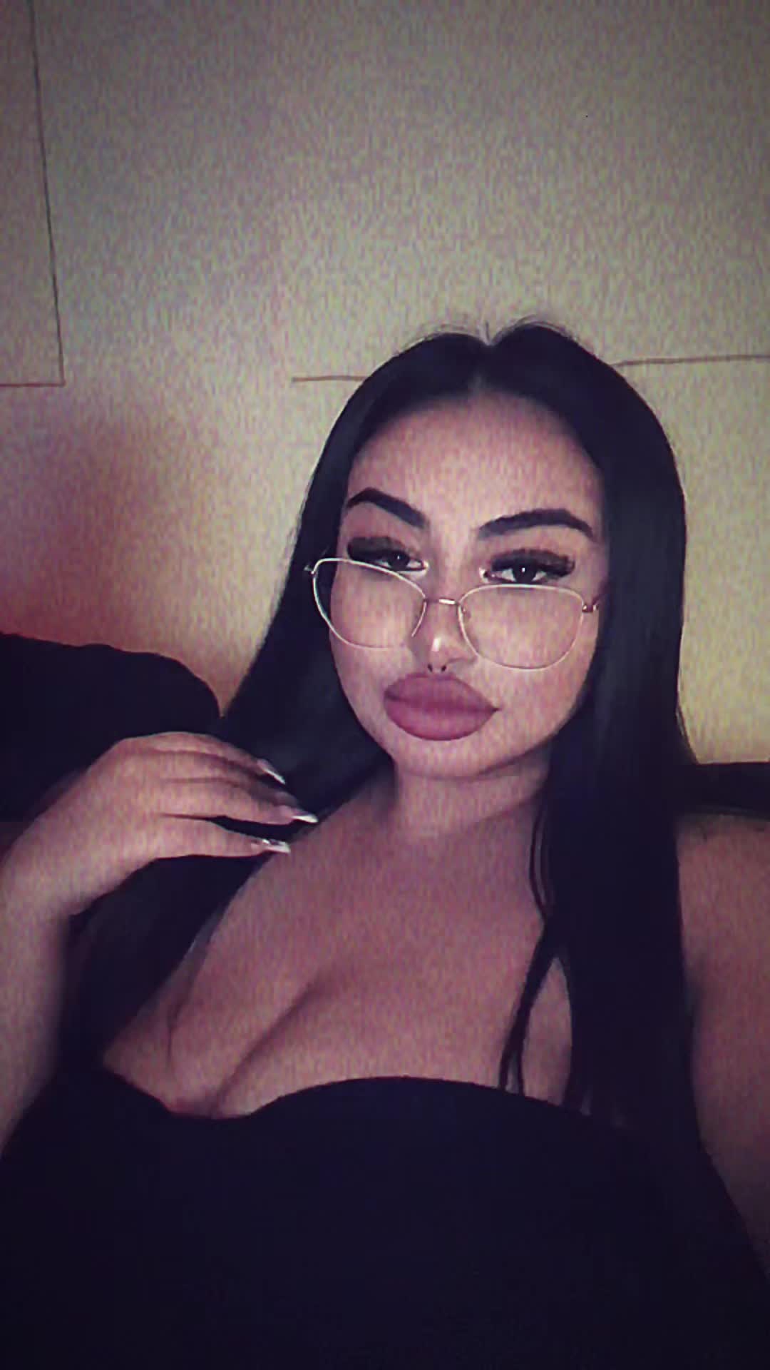 @𝓚𝓻𝓪𝓼𝓲𝓶𝓲𝓻𝓪𝓪𝓪🖤