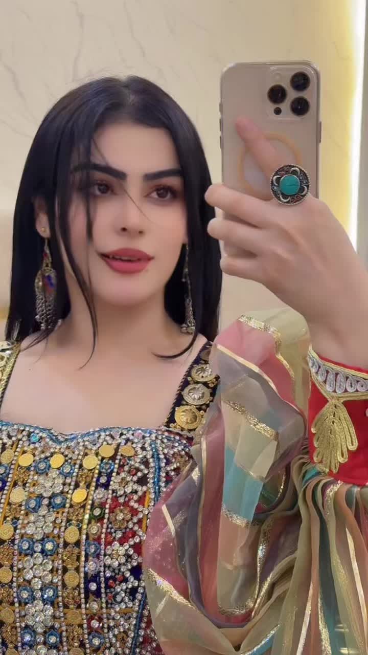 @Sara Khan