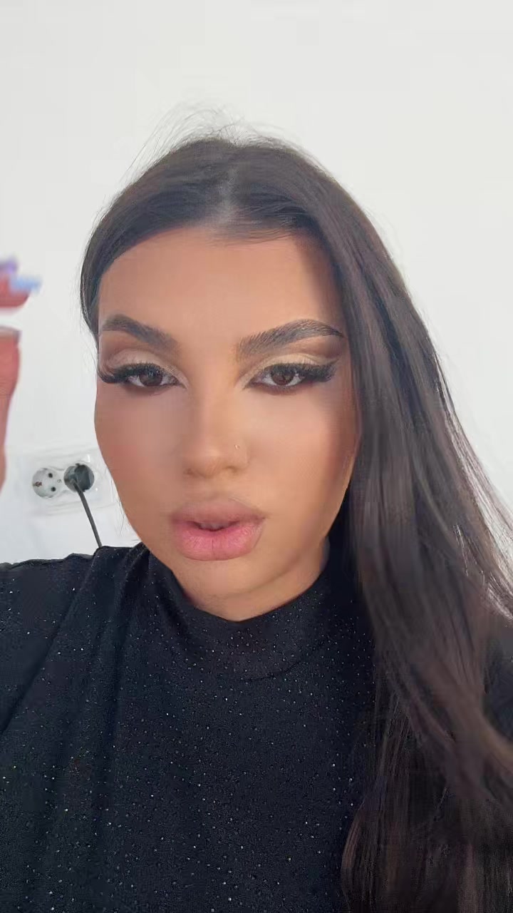 @_Anna_
