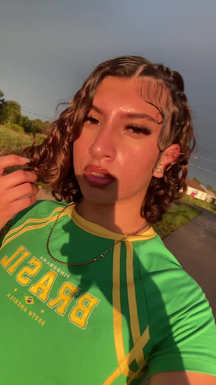 @dabaddestdoll