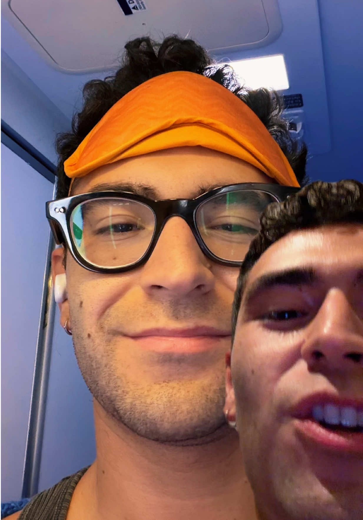 @Ezra Sosa