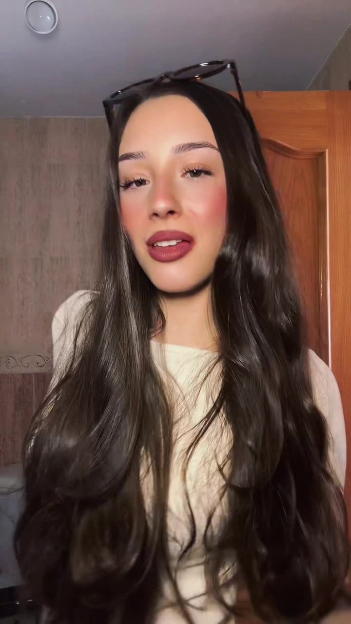 @Адриана