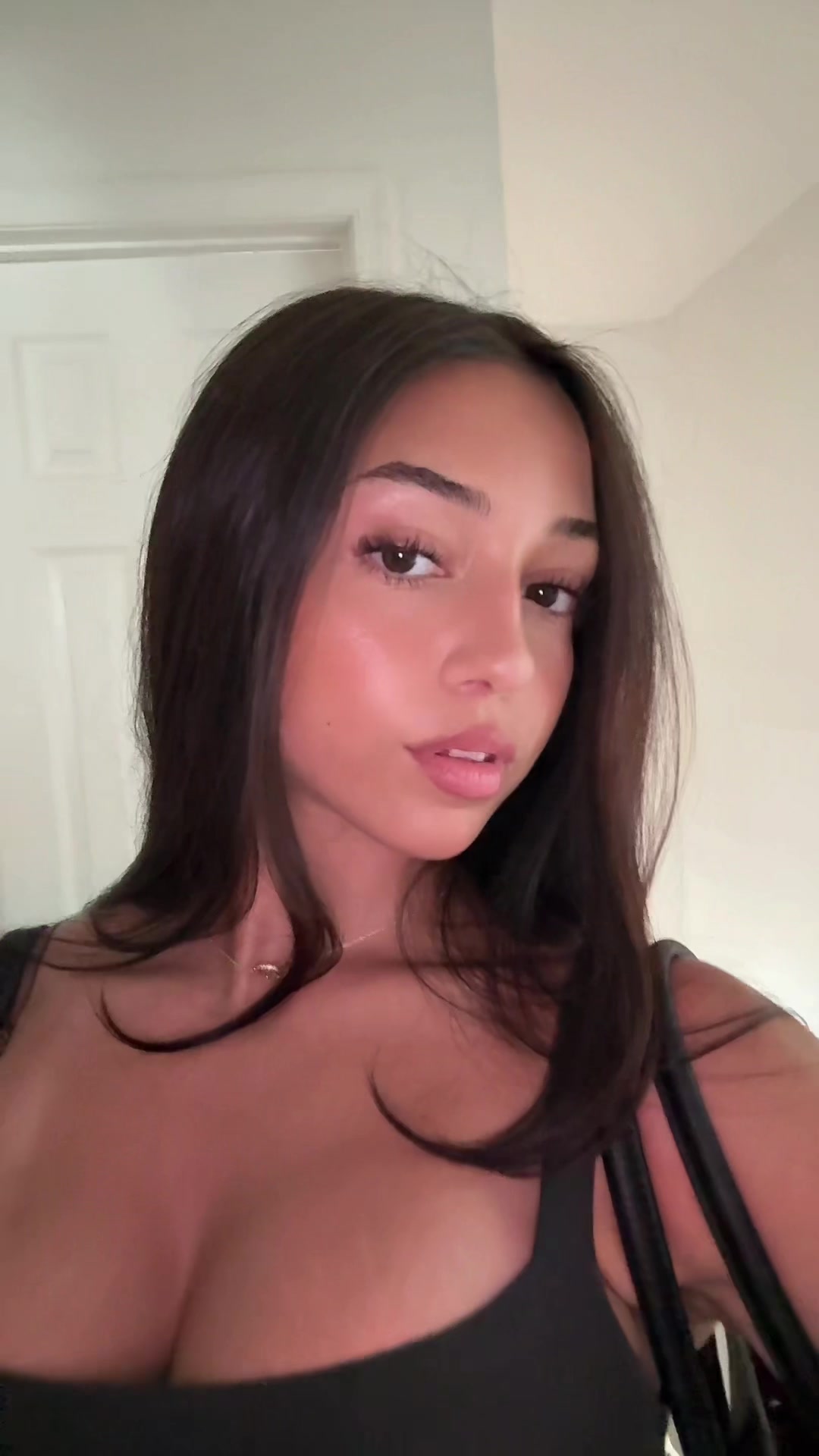 @jennamatera