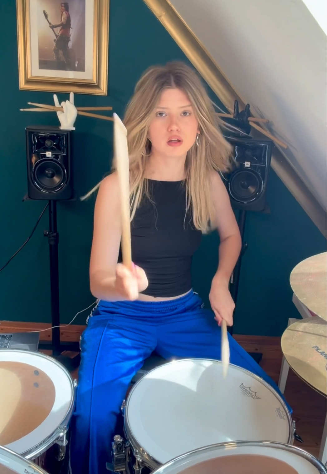 @HELI🥁