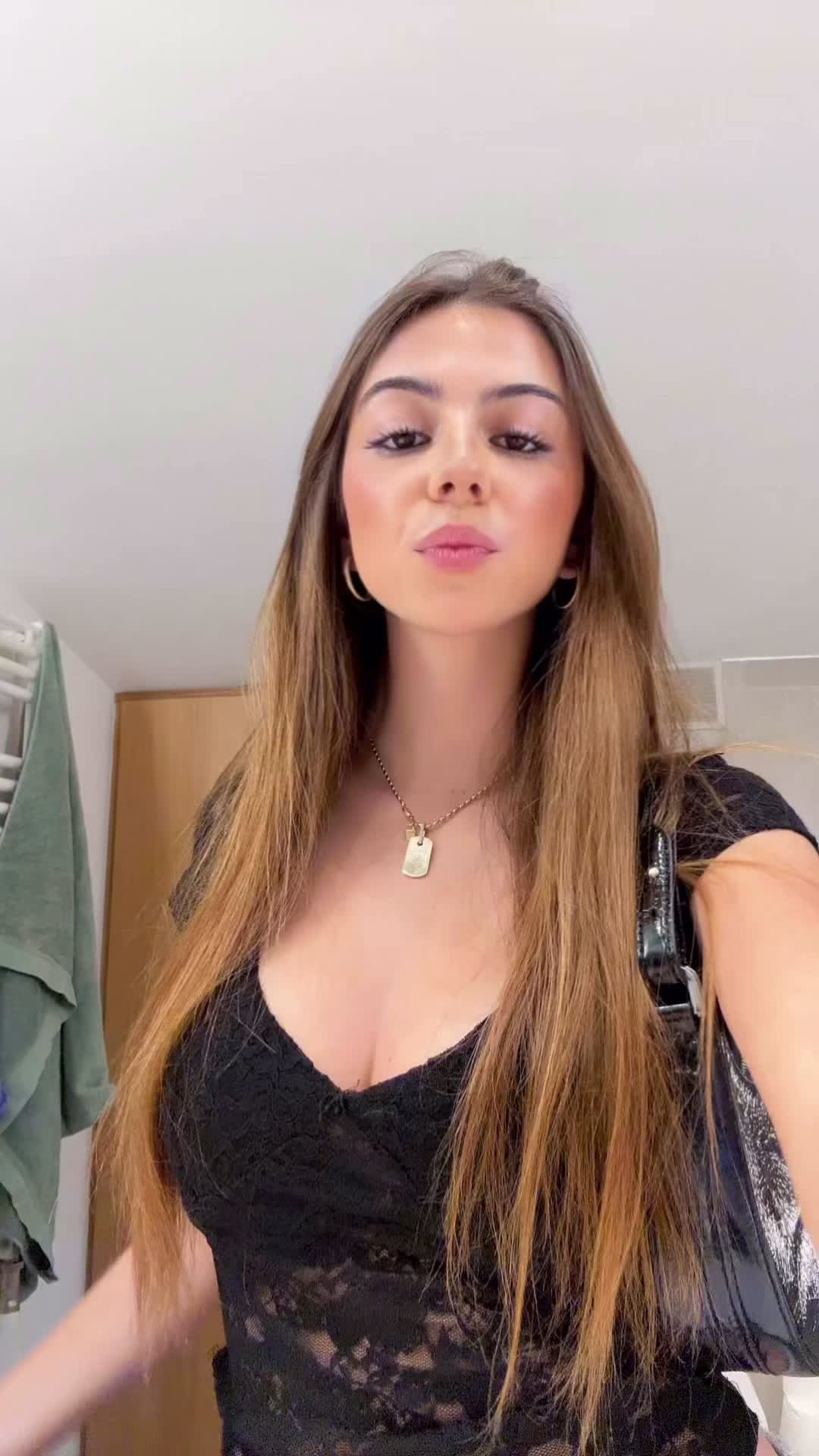 @Lexiii
