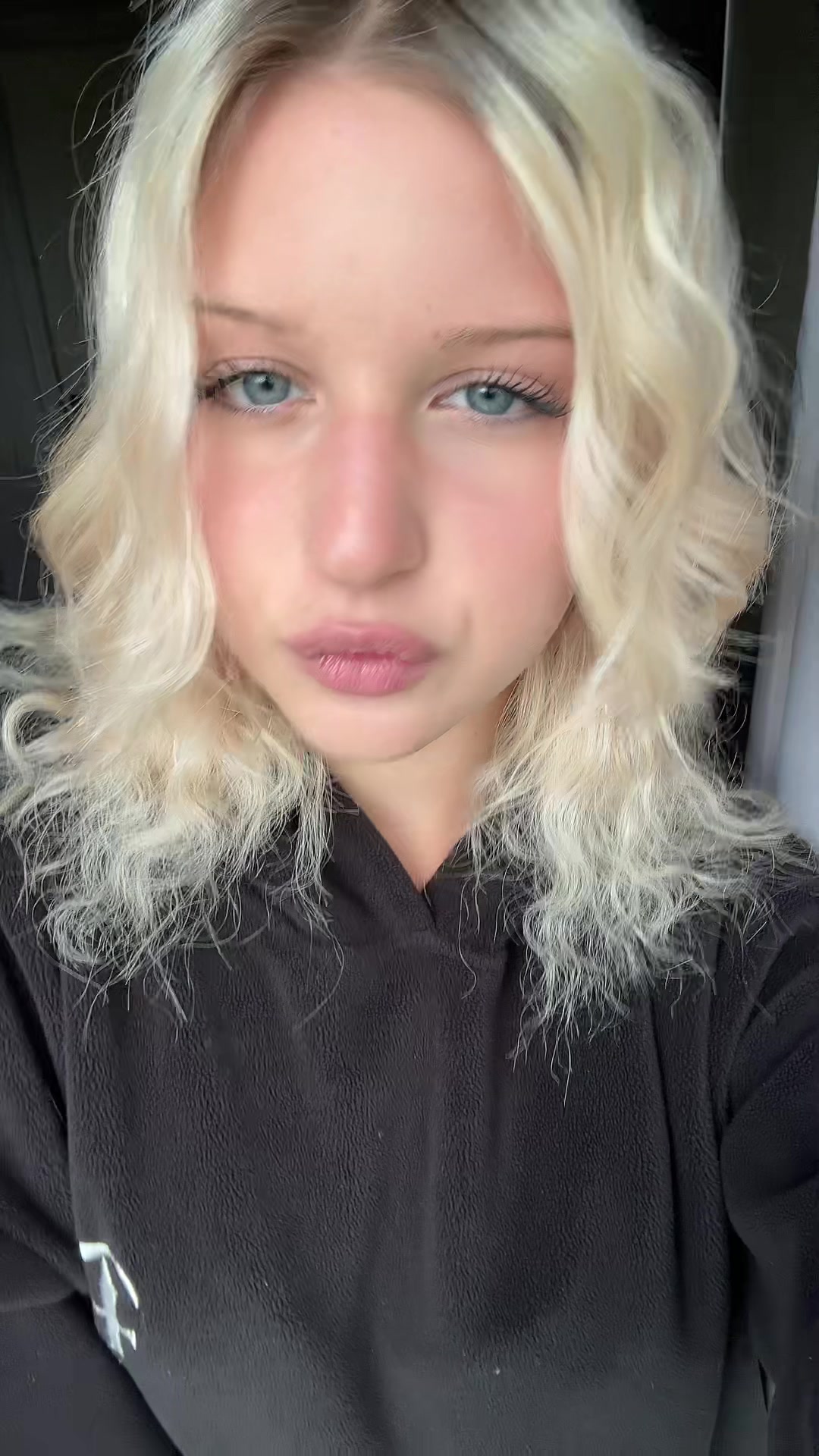 @колесникова