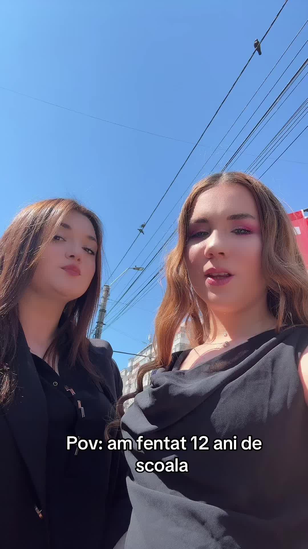 @_deniiiiz