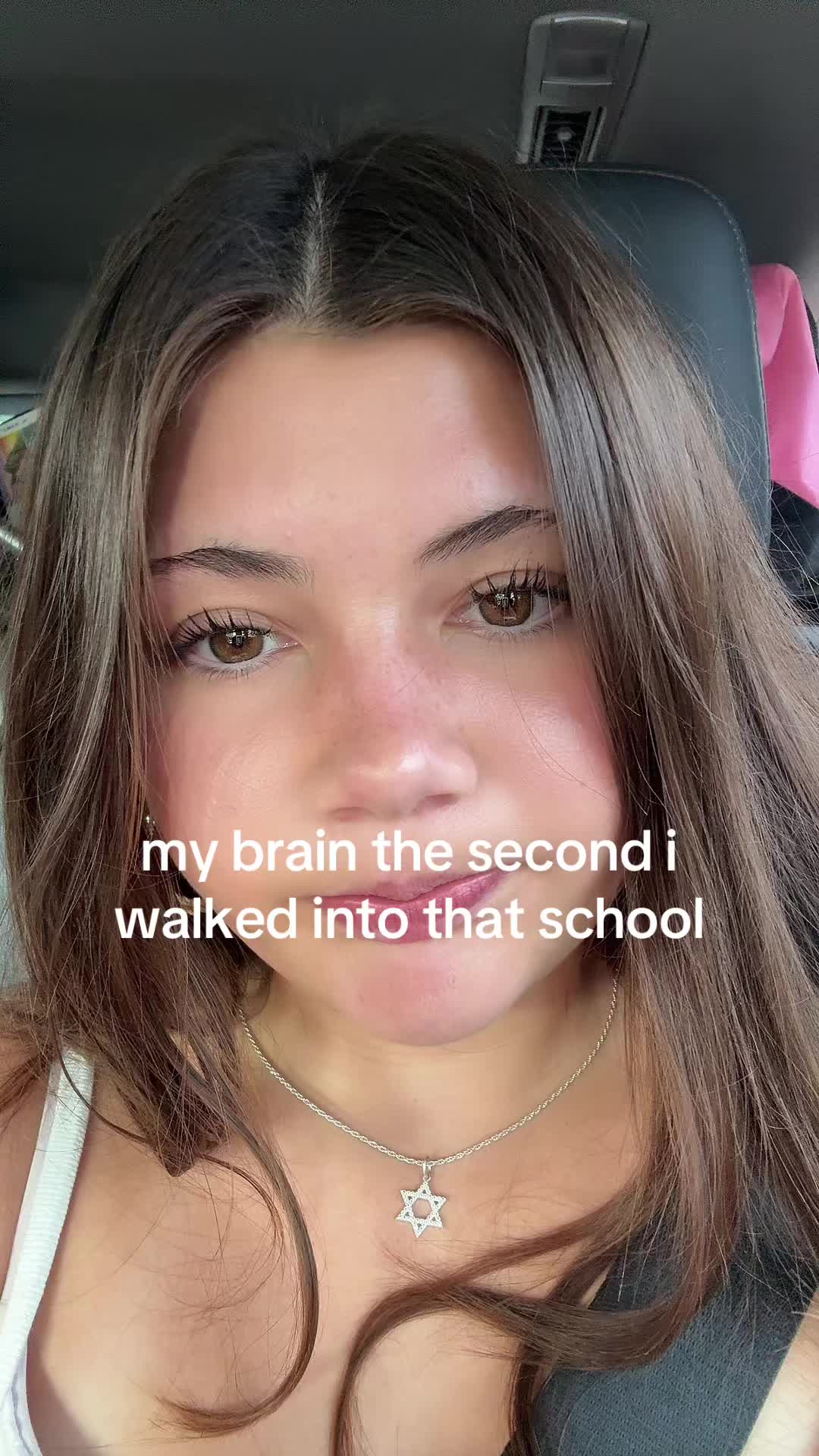 @🦈
