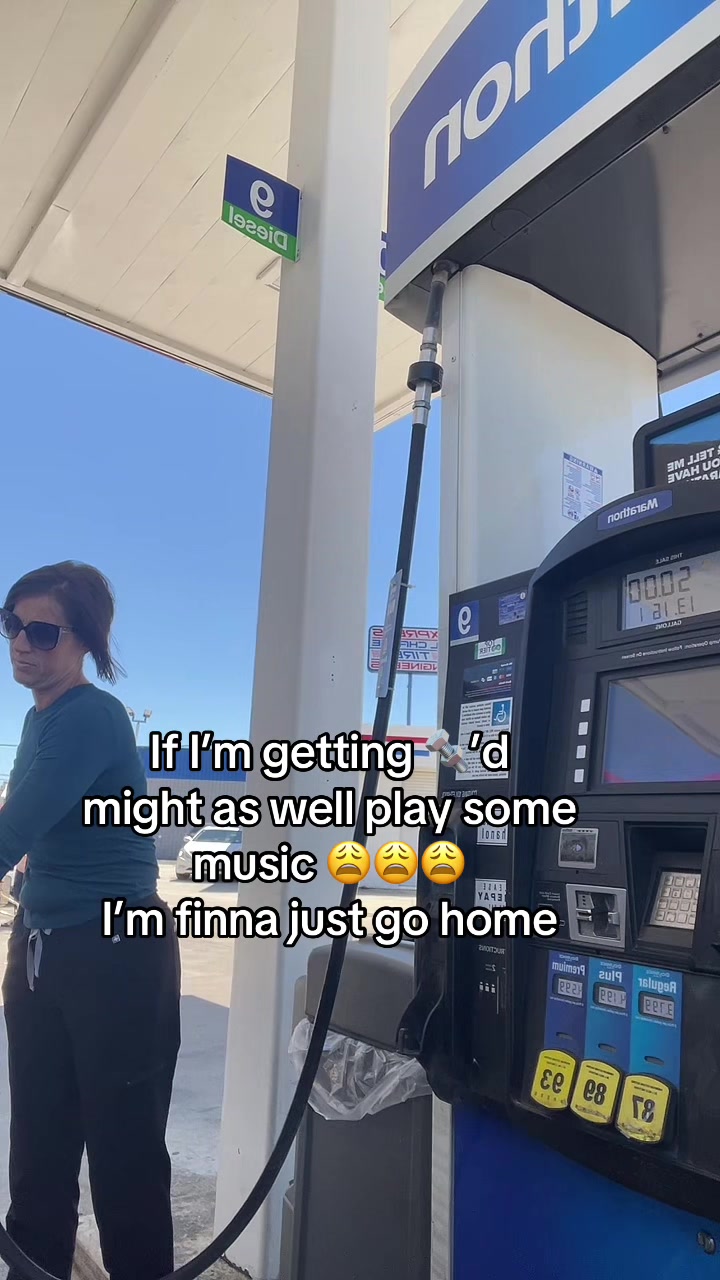 @Kelly Hamilton🥥🏝️