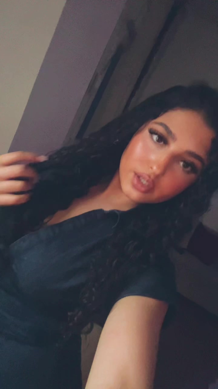 @سارة