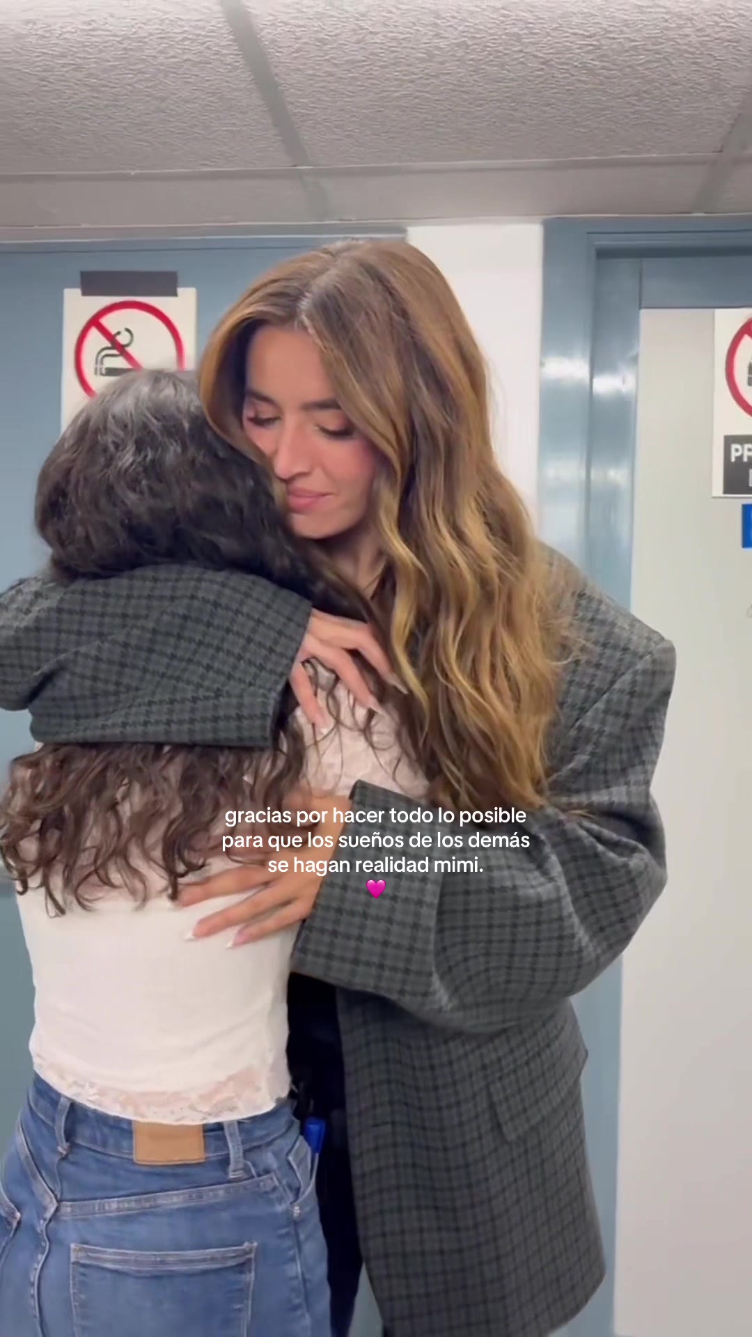 @daniela