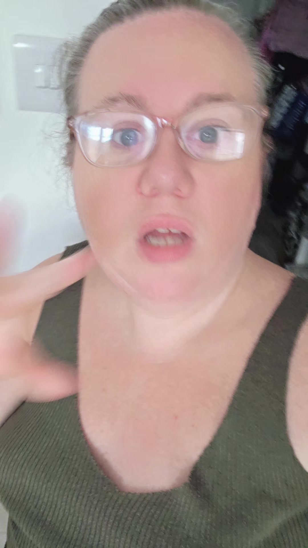 @MarriedWithMeltdowns