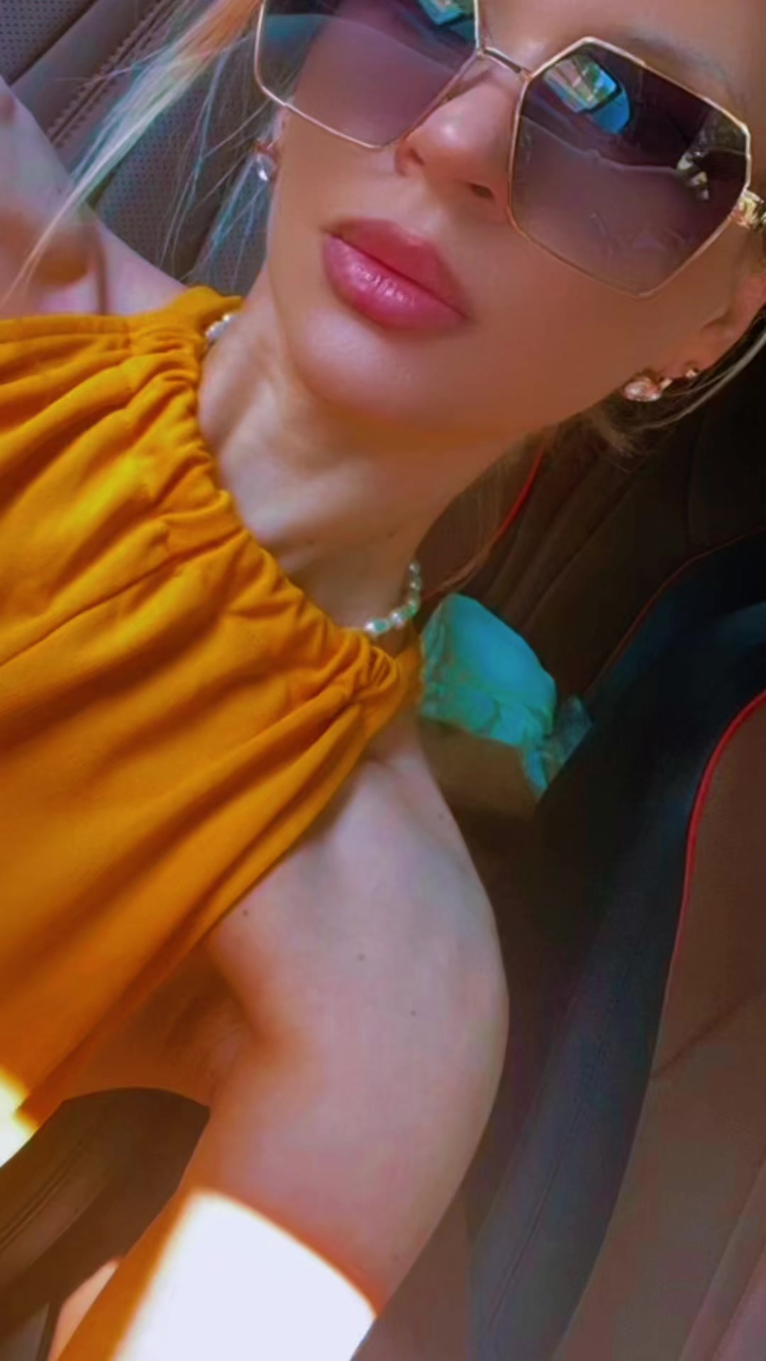 @Minzat_Victoria
