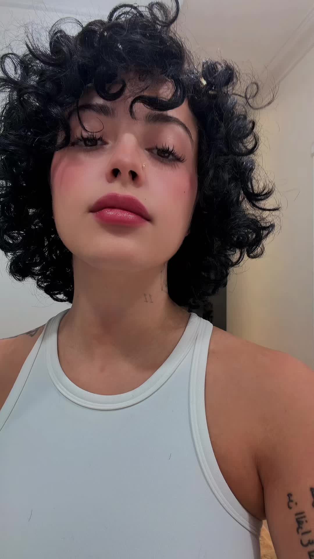 @Malu Trevejo
