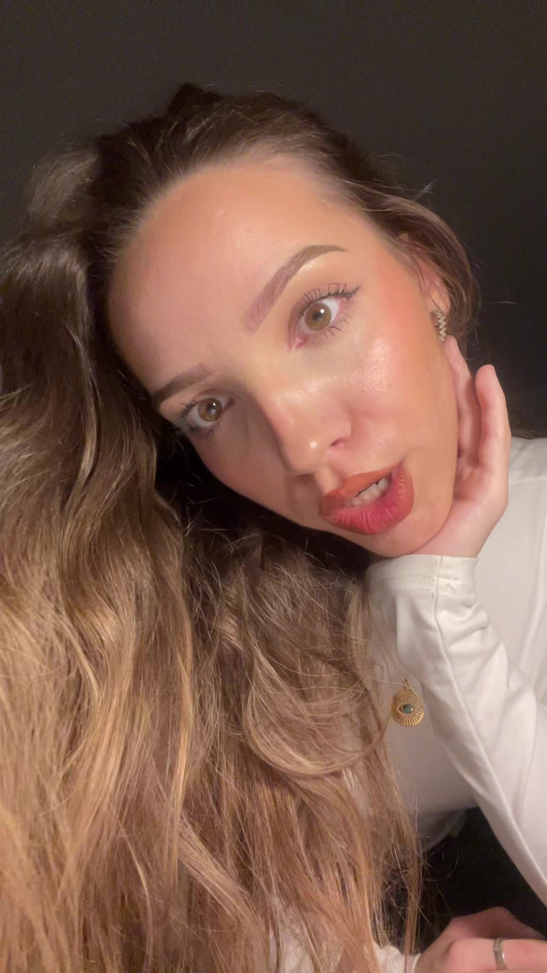 @babesnotdelulu
